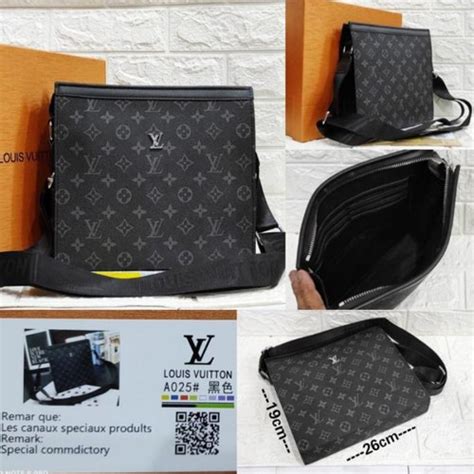 tas selempang pria lv